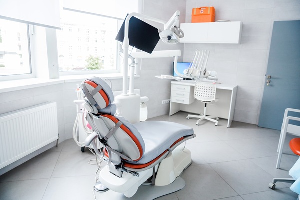 Finding The Right Dentist Near Me: What To Look For In Quality Dental Care