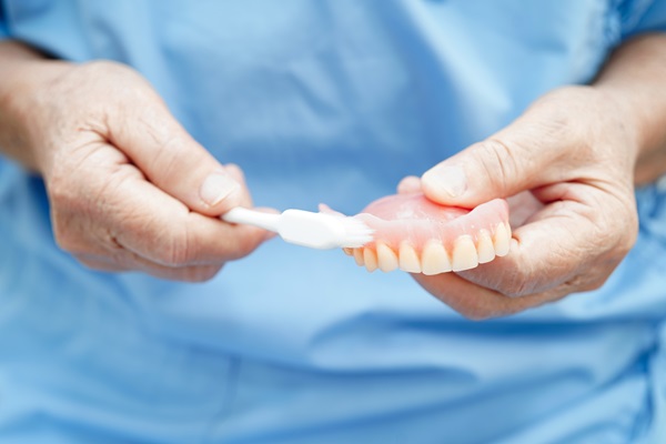 Things To Know Before Getting Dentures